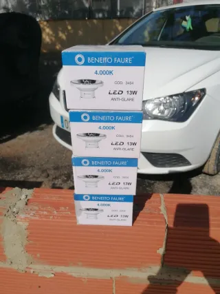 4x Focos LED 13W Beneito Faure 4000K