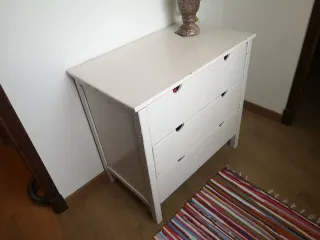 Cómoda de madera blanca 3 cajones