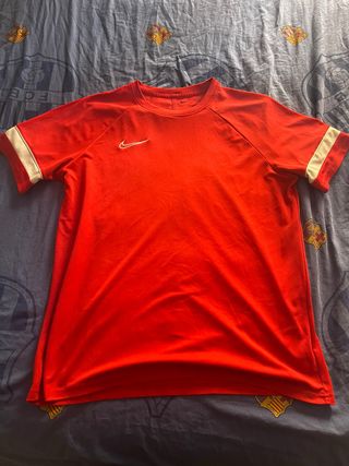 Camiseta Nike Roja