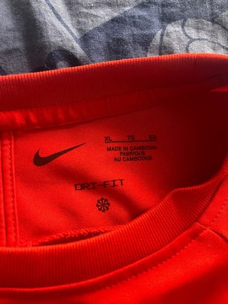 Camiseta Nike Roja