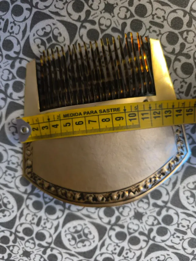 Peineta Huertana Adulta Dorada