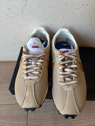 Zapatillas Nike Beige y camel