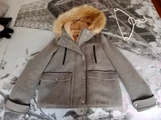 Abrigo Zara talla XS
