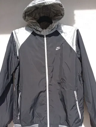 Giacca Nike Double Face Nera/Argento