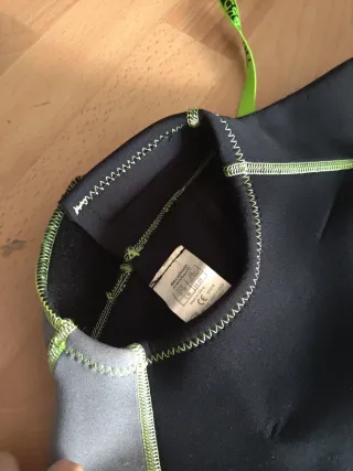 Neopreno Tribord Talla 42 (y cinturon pesos) 