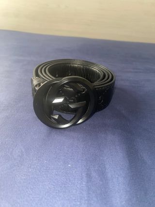 Cintura con fibbia GG nera Gucci