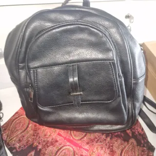 Mochila polipiel negra