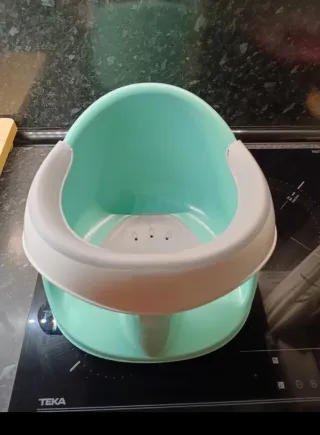 Trona Ikea Roja, asiento bañera bebé y orinal