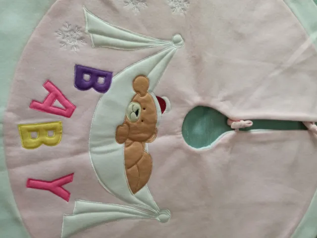 Adorno árbol bebé rosa y blanco