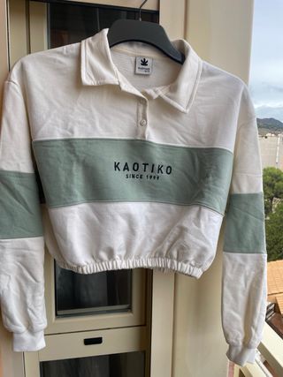 Sudadera Kaotiko Crop Top Verde y Crema