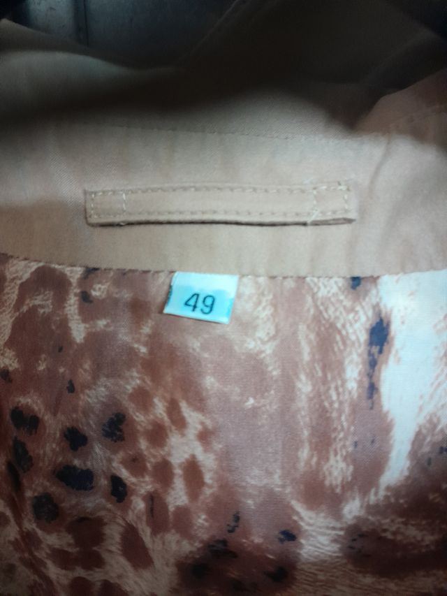 Giacca beige con fodera leopardata taglia M