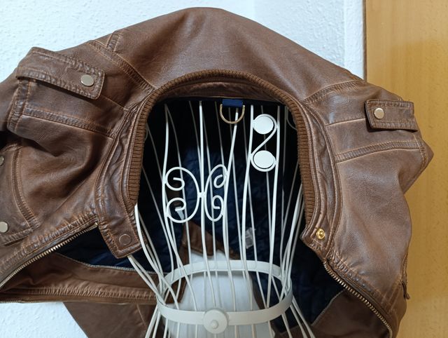 Chaqueta de piel marrón Formula Joven