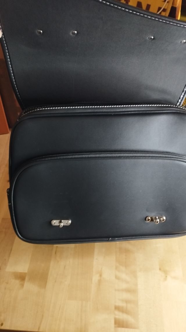 Alforja Kemi Moto Cuero Negro