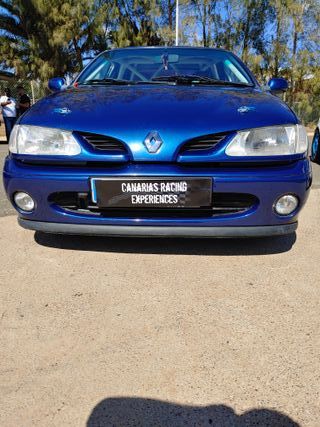 Renault Megane Coupe 2.0 8V