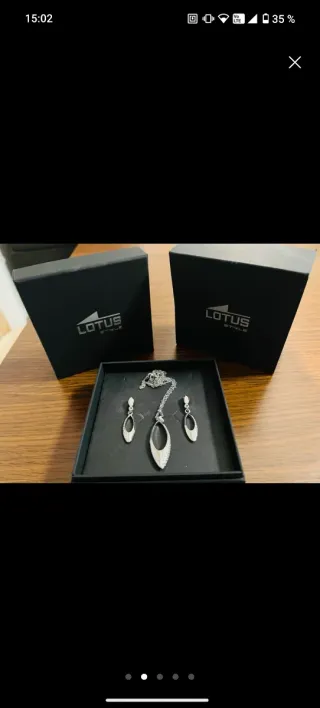 Colgante y pendientes LOTUS plata