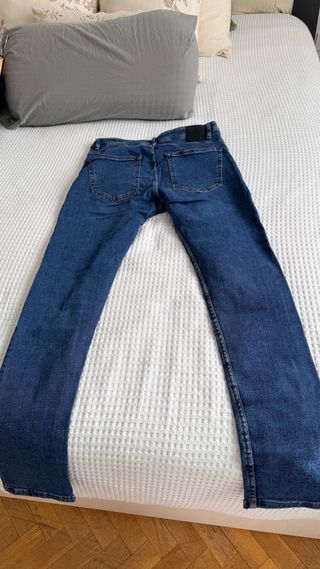 Pantalón vaquero Zara azul
