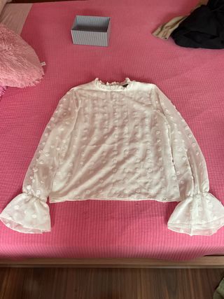 Blusa blanca SHEIN manga larga volantes