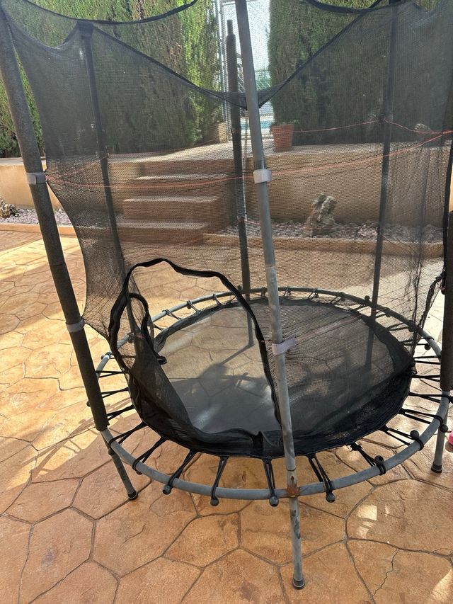 Cama elástica para jardín