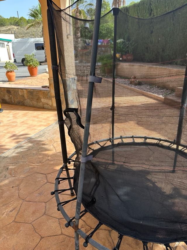 Cama elástica para jardín