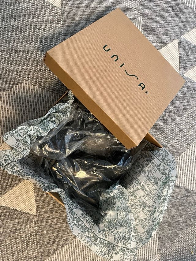 Botines Unisa nuevos Negros Talla 36