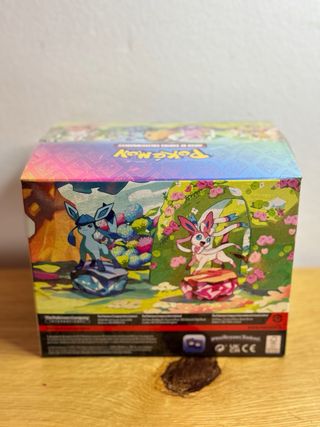 Caja Sellada Latas Pokémon Evoluciones Prismáticas