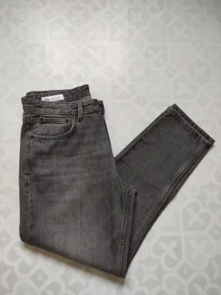 Pantalón Zara Gris Talla 42