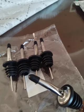 Set 5 Tappi Bottiglia Alluminio/Plastica nuovi