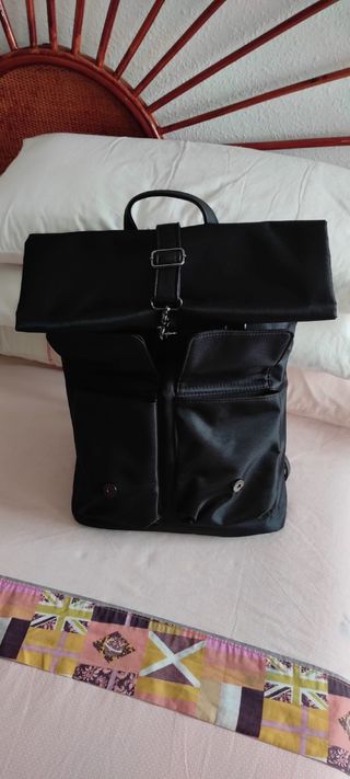 Mochila Pull&Bear Negra