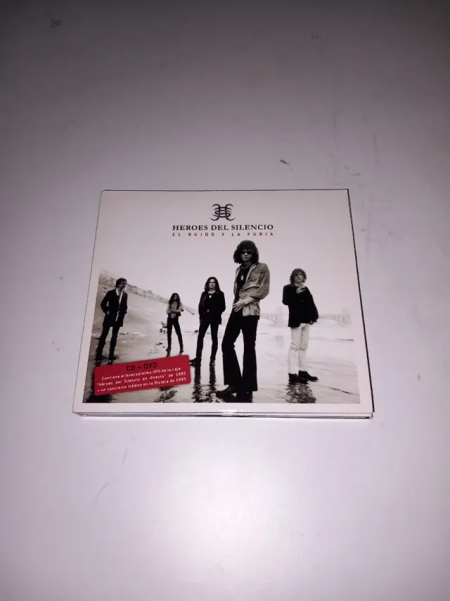 Pacote de material variat d'Heroes of Silence.