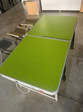 Conjunto Mesa Plegable Camping y Sillas Quechua