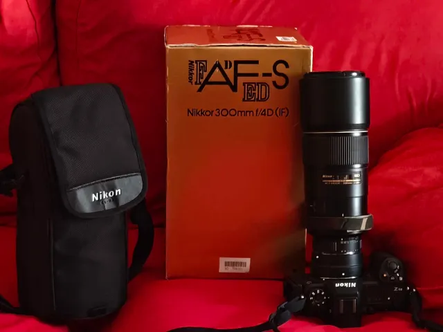 Nikkor AF-S 300mm f/4D (IF) ED