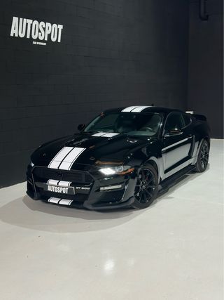 Ford Mustang (2022)