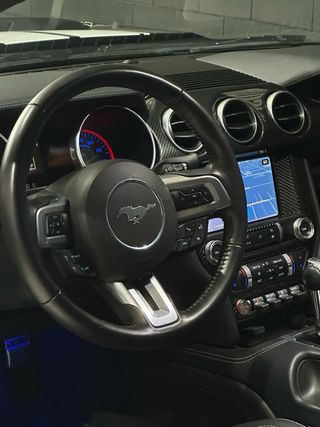 Ford Mustang (2022)