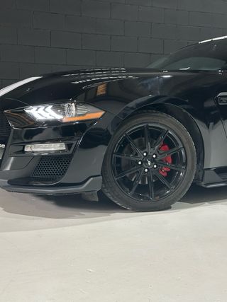 Ford Mustang (2022)