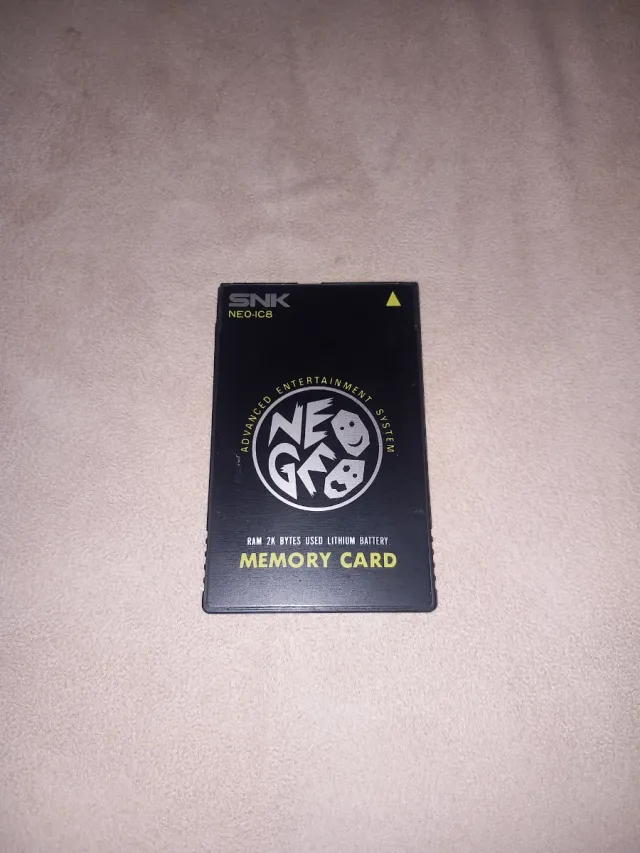 Cartão de Memória SNK Neo Geo AES.