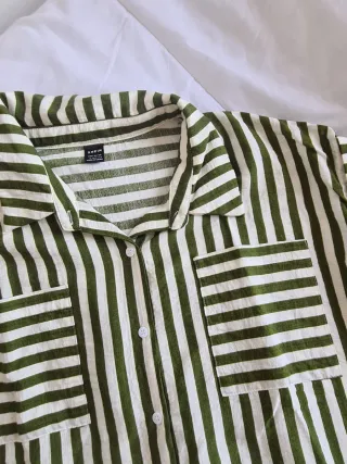 Camisa SHEIN rayas verde y blanco manga corta