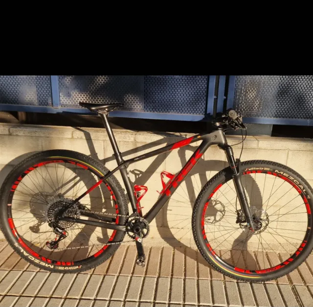 Bicicleta MTB Carbono Talla 18.5