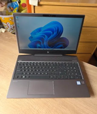 Hp zBook 15v g5 i7