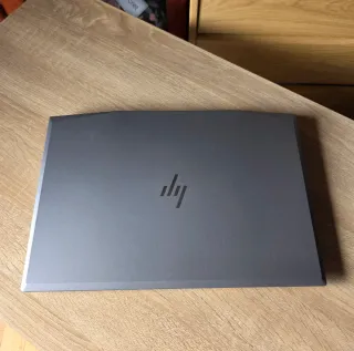 Hp zBook 15v g5 i7
