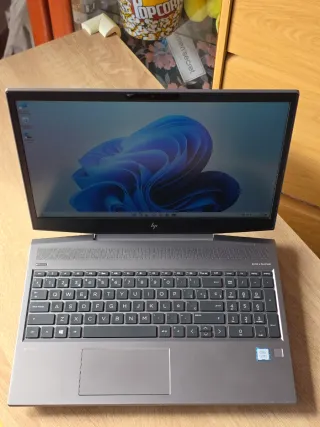Hp zBook 15v g5 i7