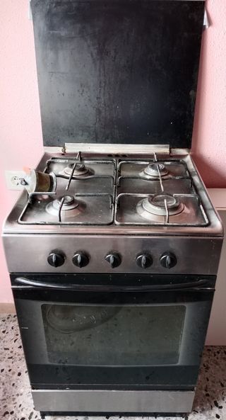 Cocina de gas con horno (butano)