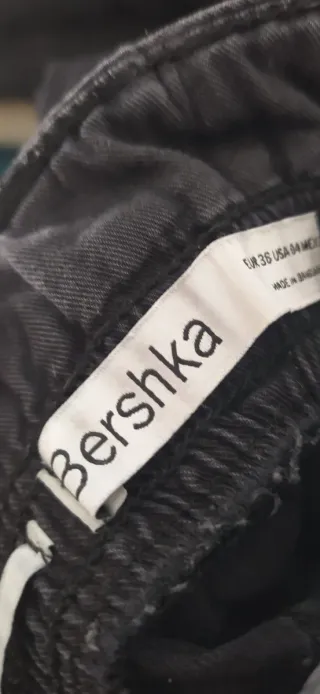 Lote Ropa Bershka y Otras Marcas