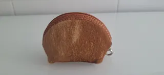 Monedero de piel con pelo