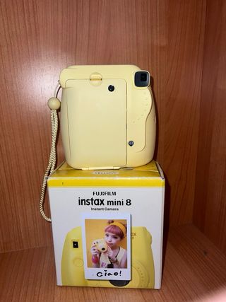 Cámara Fujifilm Instax Mini 8 Amarilla
