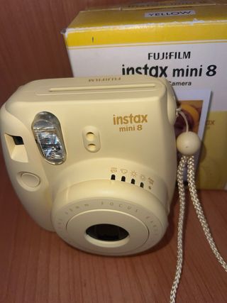 Cámara Fujifilm Instax Mini 8 Amarilla