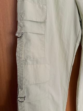 Pantalón cargo Zara verde talla única