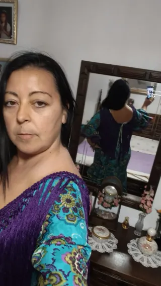 Traje Flamenca Talla 48 Morado y Turquesa