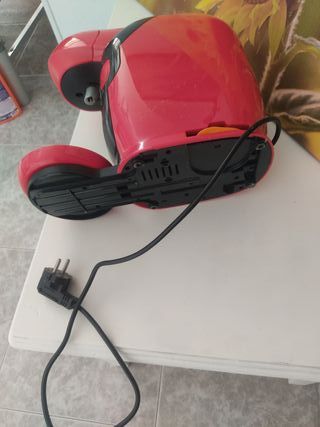 Cafetera Bosch Tassimo Roja