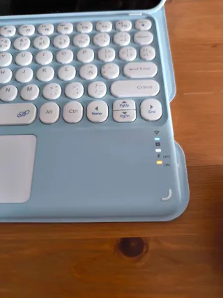 Funda iPad 10ª gen - Teclado y Ratón integrado.