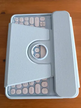 Funda iPad 10ª gen - Teclado y Ratón integrado.